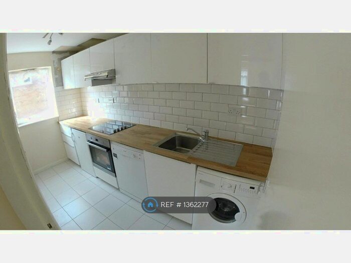1 Bedroom Flat To Rent In Avenue Road, London, SE25