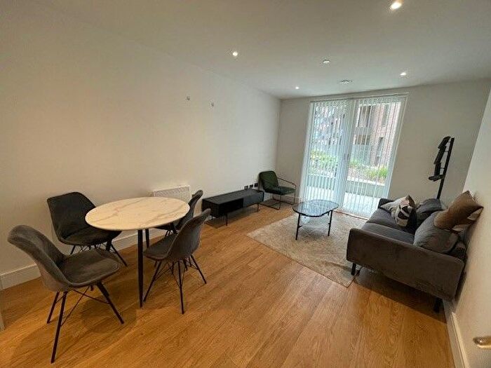 2 Bedroom Property To Rent In Pershore Street, Birmingham, B5