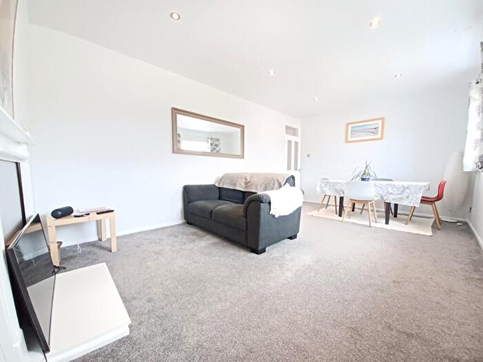 2 Bedroom Apartment To Rent In Norfolk Crescent, BA1