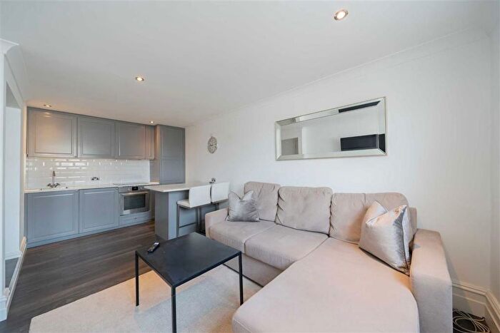 1 Bedroom Flat To Rent In Inverness Terrace, London, W2