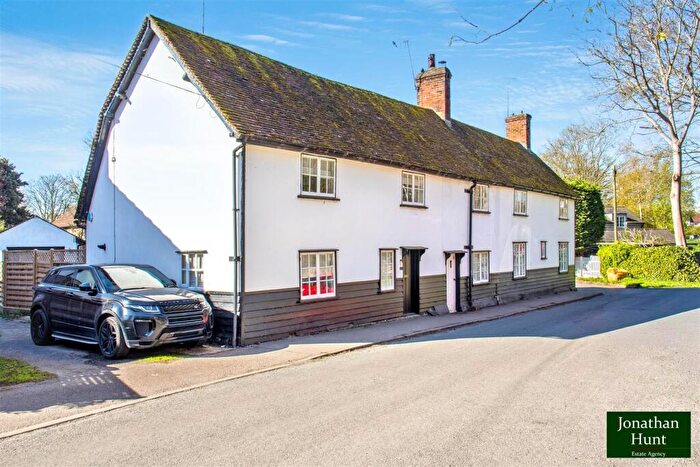 3 Bedroom Character Property For Sale In River Green, Buntingford, SG9
