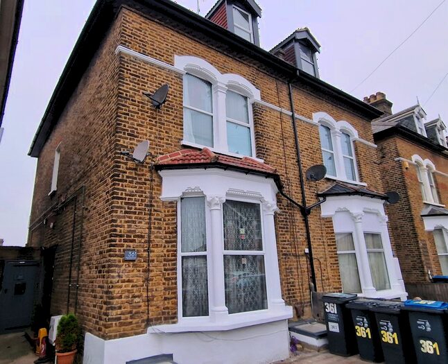 1 Bedroom Flat To Rent In Bensham Lane, Thornton Heath, CR7