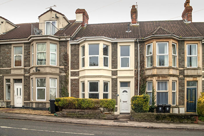 5 Bedroom Terraced House To Rent In Downend, Bristol, BS16