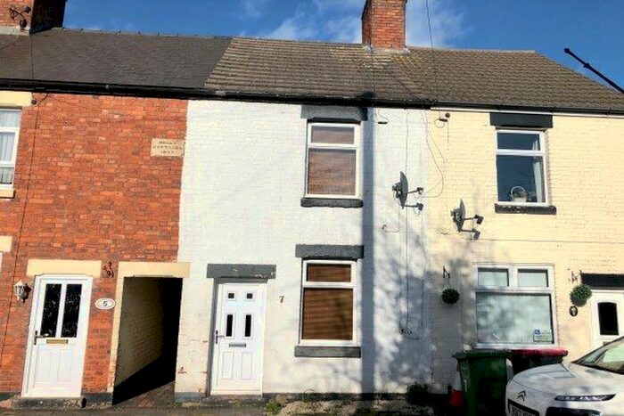 2 Bedroom Terraced House To Rent In Hartshill, Nuneaton, CV10