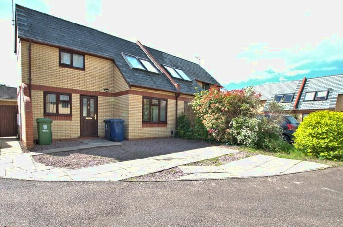 2 Bedroom Semi-Detached House To Rent In Riddy Close, Hauxton, Cambridge CB22