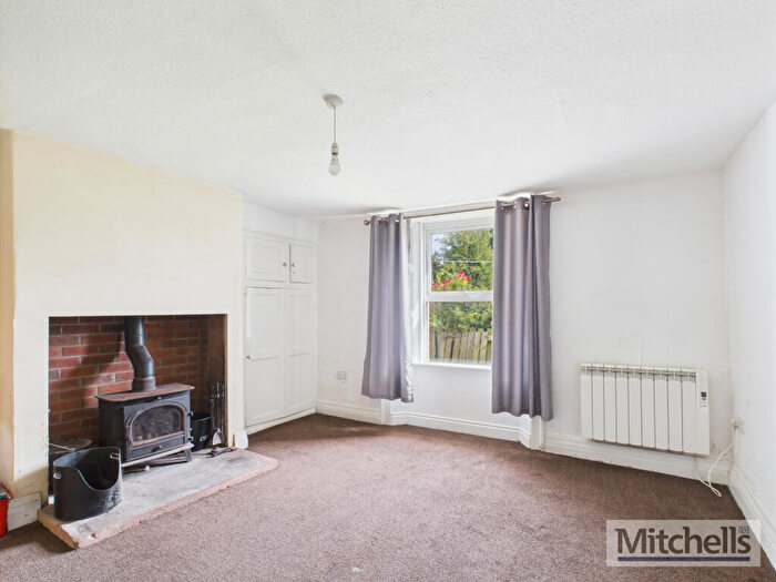 8 Bedroom Semi-Detached House For Sale In Milestone House & Cottage, Waverton, CA7