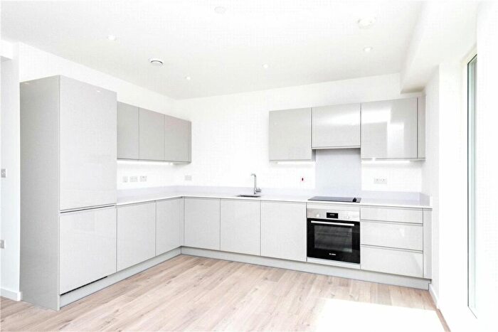 2 Bedroom Apartment To Rent In Heartwell Avenue, London, E16