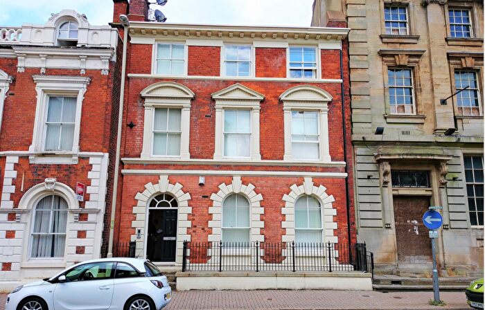 1 Bedroom Flat To Rent In Flat, Wolverhampton Street, Dudley, DY1