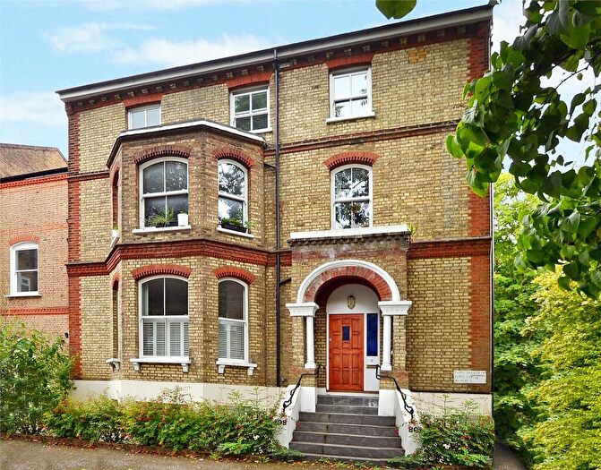 1 Bedroom Apartment To Rent In Surbiton, KT6