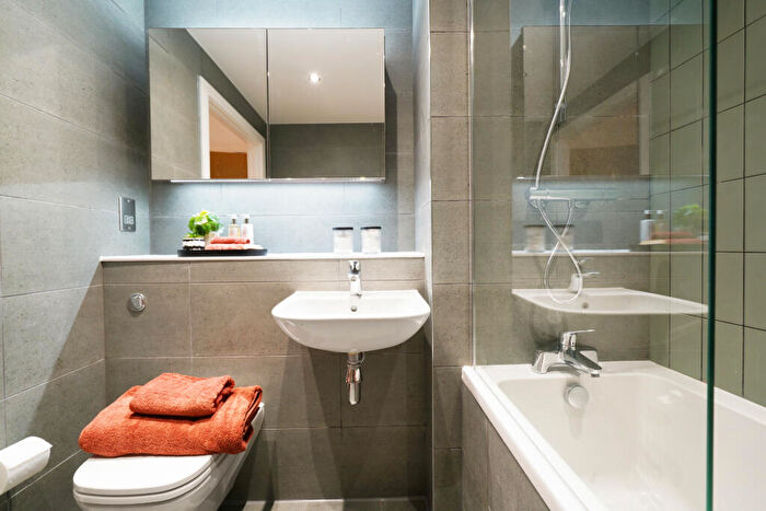 2 Bedroom Apartment To Rent In Cooper House, B5