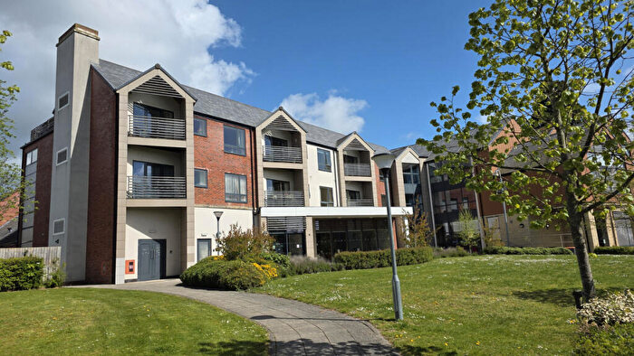 1 Bedroom Apartment For Sale In Park Lane, Southam, CV47