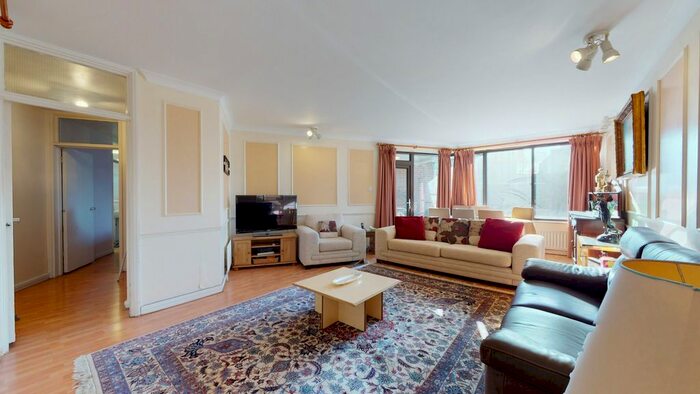 2 Bedroom Flat To Rent In Alder Lodge, 73 Stevenage Road, London SW66Np SW6