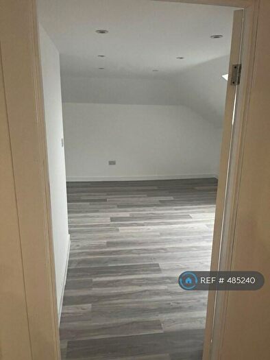 1 Bedroom Flat To Rent In West Main Street, Harthill, ML7