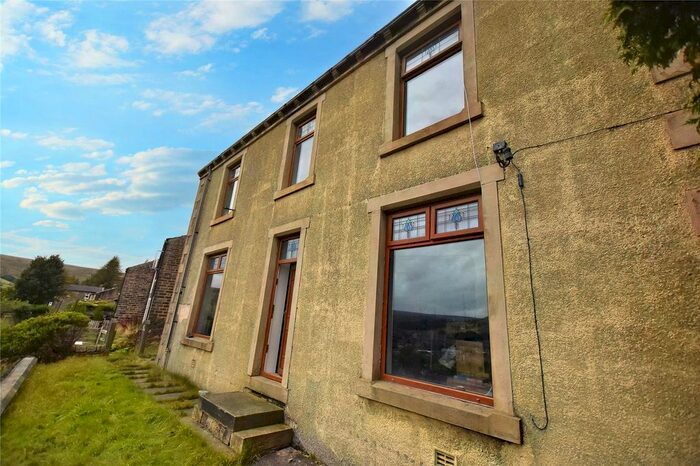 4 Bedroom Detached House For Sale In Ing Mount, Dirker, Marsden, Huddersfield, West Yorkshire, HD7