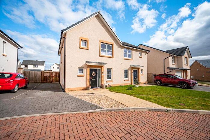 3 Bedroom Semi-Detached House For Sale In Shiel Hall Way, Rosewell, EH24