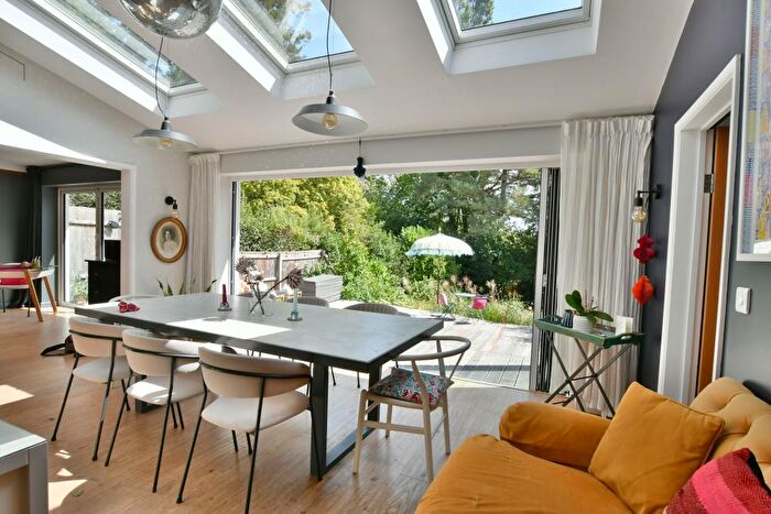 5 Bedroom Detached House For Sale In Poplar Close, Wimborne, BH21