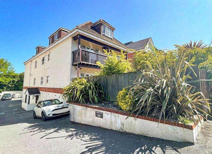 1 Bedroom Apartment For Sale In Cambridge Road, Bournemouth, BH2