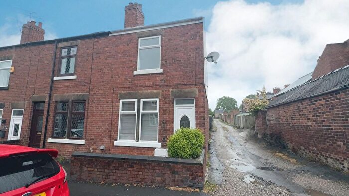 2 Bedroom Property To Rent In Penmore Street, Hasland, Chesterfield, S41