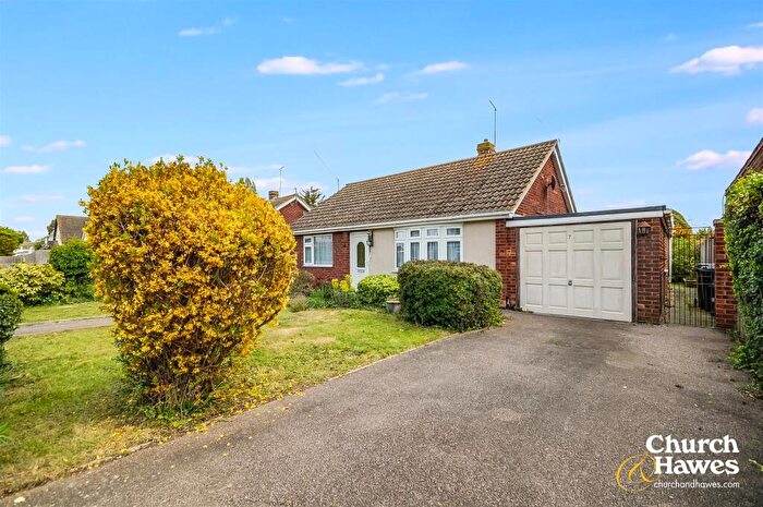 3 Bedroom Detached Bungalow For Sale In Katonia Avenue, Mayland, CM3