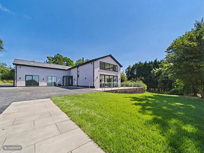 5 Bedroom Detached House For Sale In Dam House, Inglewhite Road, Goosnargh, PR3
