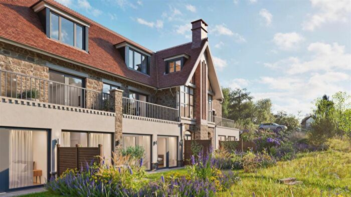 2 Bedroom Apartment For Sale In Lee Bay Apartments, EX34