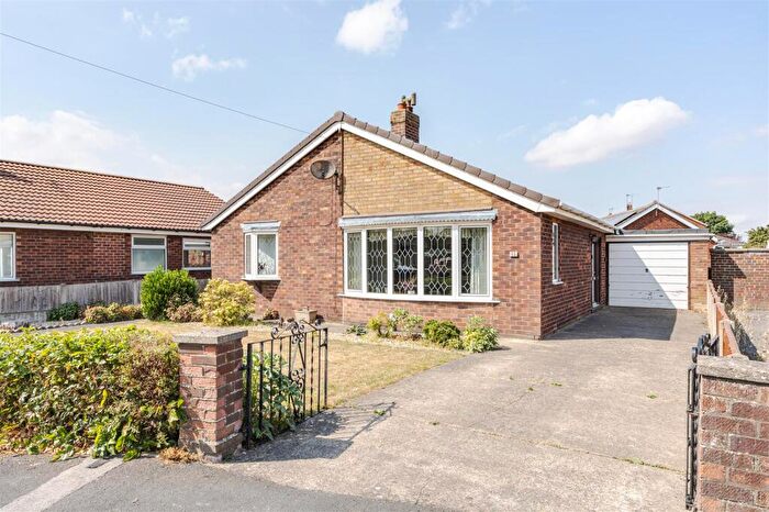 2 Bedroom Detached Bungalow For Sale In Beech Avenue, Gunness, DN15