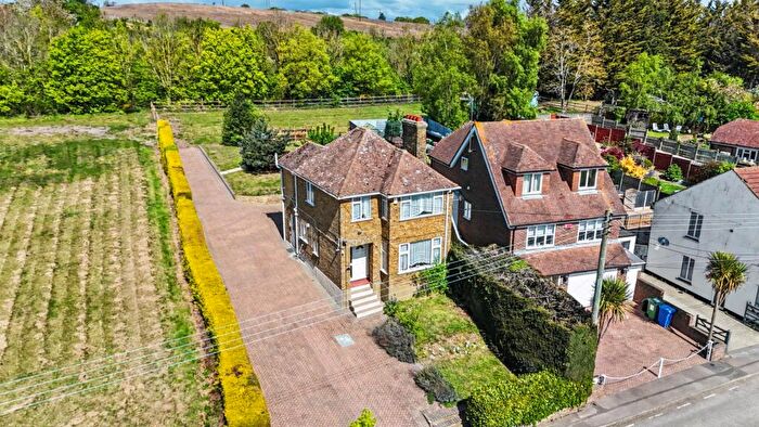 2 Bedroom Detached House For Sale In Chestnut Street, Borden, Sittingbourne, Kent, ME9