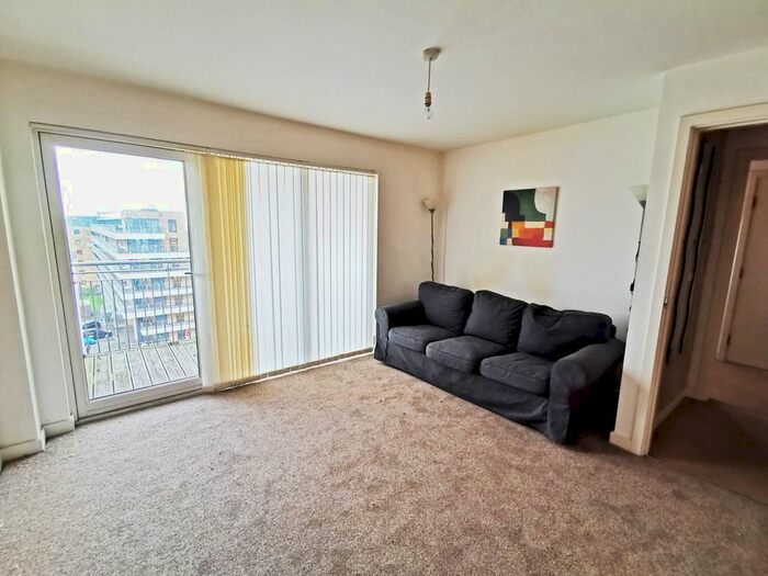 1 Bedroom Flat To Rent In Beatrix House, Cardiff Bay, Cardiff, CF11