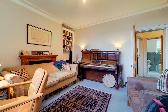 1 Bedroom Flat To Rent In Greyhound Road, London, W14