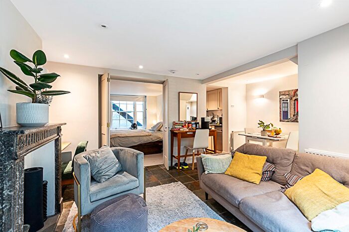 1 Bedroom Flat To Rent In Carmel Court, Holland Street, London, W8