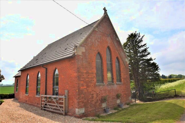 2 Bedroom Detached House For Sale In Low Gate Road, Scremby, Spilsby, PE23