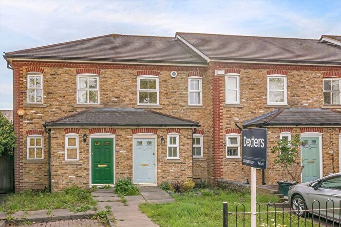 2 Bedroom Property To Rent In Stainton Road, Lewisham, SE6