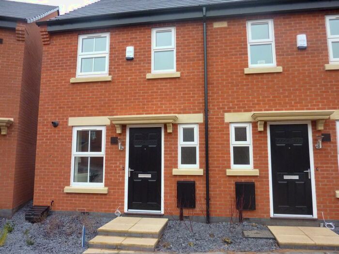 2 Bedroom Town House To Rent In Armitage Drive, Rothley, Leicestershire, LE7