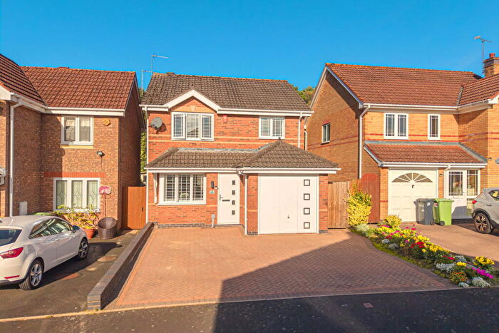 3 Bedroom Detached House For Sale In Cornbury Grove, Solihull, B91