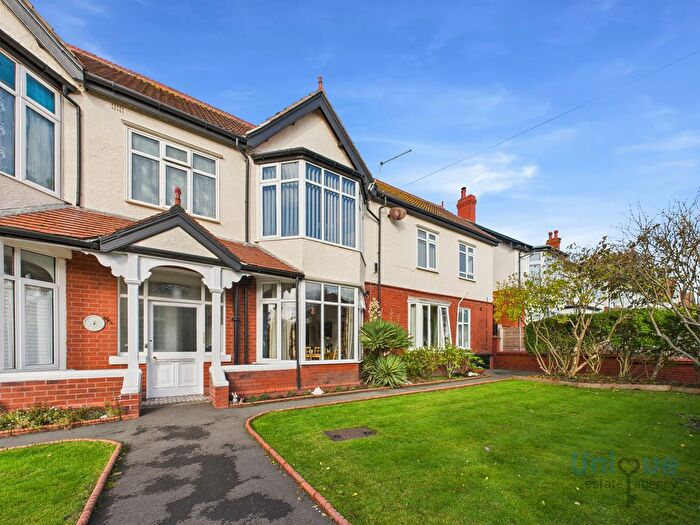 1 Bedroom Flat For Sale In Riley Avenue, Lytham St. Annes, FY8