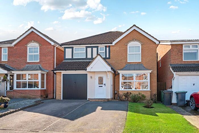 4 Bedroom Detached House For Sale In Eisenhower Road, Shefford, SG17