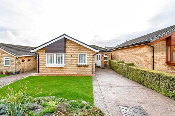 2 Bedroom Detached Bungalow For Sale In Wye Close, Barry, CF62