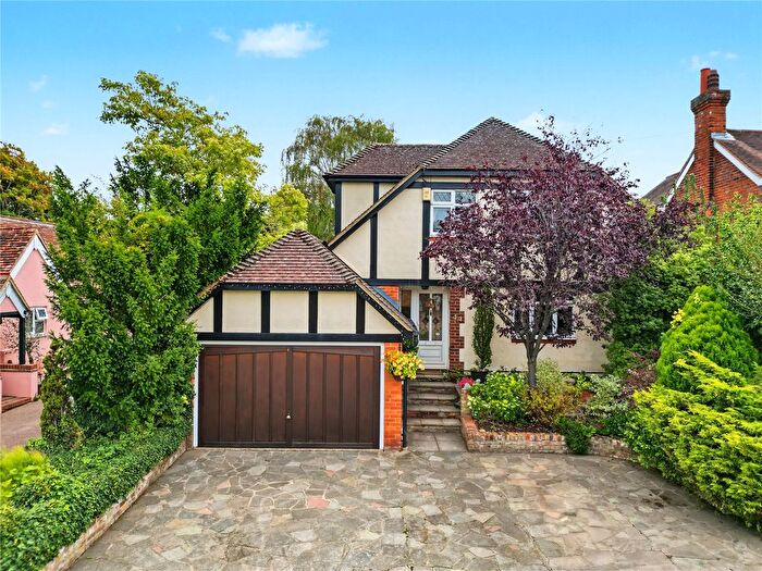 4 Bedroom Detached House For Sale In Aston End Road, Aston, Stevenage, Hertfordshire, SG2