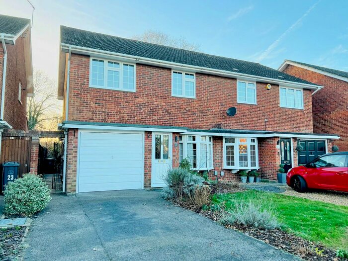 3 Bedroom Semi-Detached House To Rent In Gresham Way, Camberley, GU16