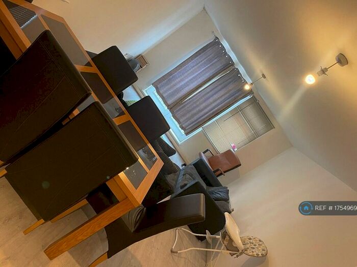 2 Bedroom Flat To Rent In Greyfriars Road, Coventry, CV1