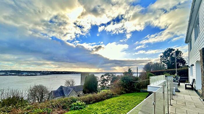 4 Bedroom Detached House For Sale In Church Road, Llanstadwell, Milford Haven, SA73