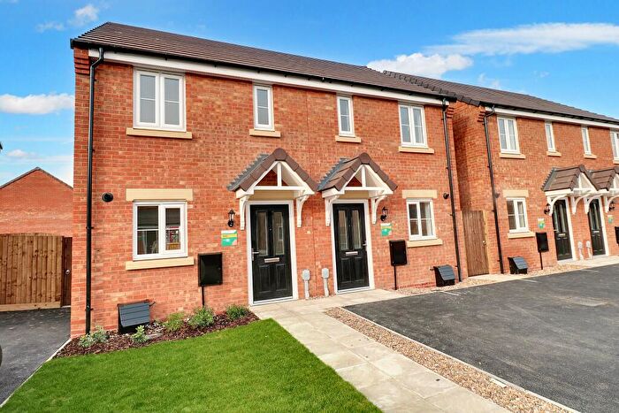 2 Bedroom House To Rent In Crest Way, Littleport, Ely, CB6