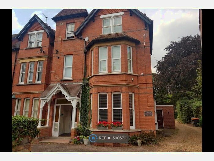 1 Bedroom Flat To Rent In Culver House, Bedford, MK40