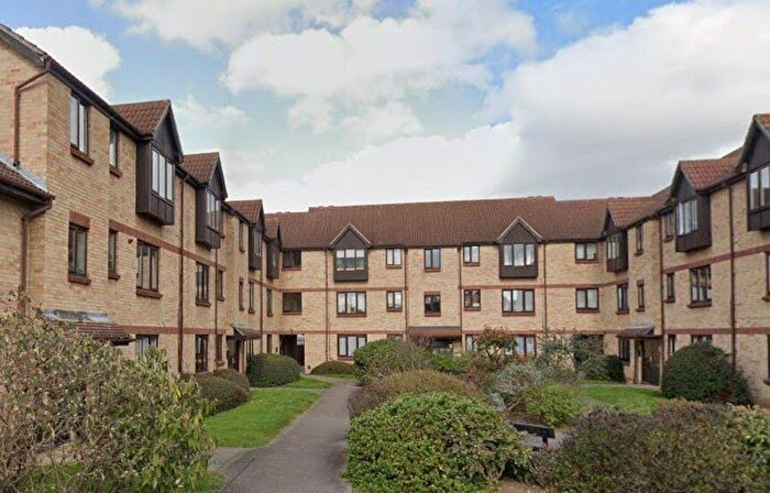 1 Bedroom Flat For Sale In Flat Willow Court, Spring Close, Dagenham, Essex, RM8