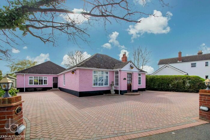 5 Bedroom Detached Bungalow For Sale In Tollesbury Road, Tolleshunt D'arcy, CM9