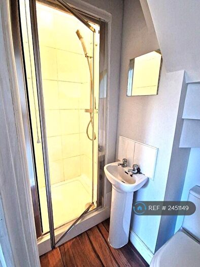 4 Bedroom Terraced House To Rent In Springvale Road, Sheffield, S10