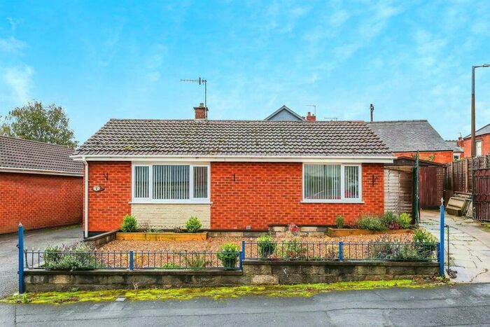 2 Bedroom Bungalow To Rent In Grenville Drive, Ilkeston, DE7