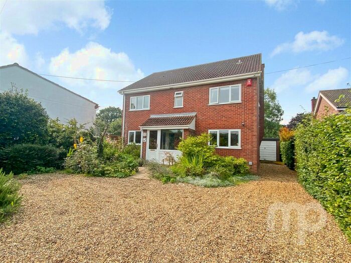 5 Bedroom Detached House For Sale In High Street, Wicklewood, NR18