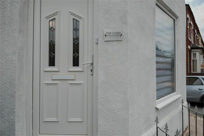 3 Bedroom End Of Terrace House To Rent In Pershore Road, Selly Park, Birmingham, West Midlands, B29