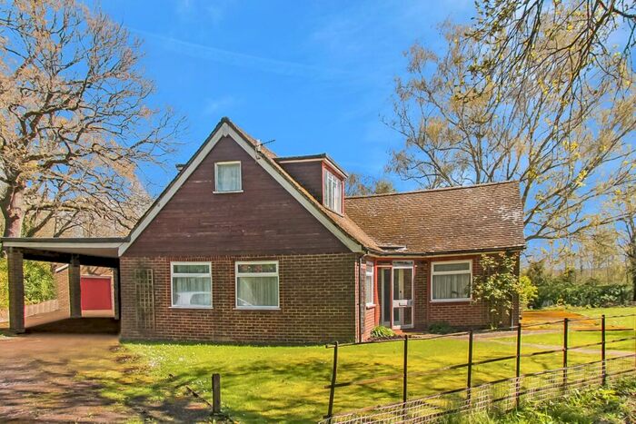 3 Bedroom Detached Bungalow For Sale In Wickham, Hampshire, PO17